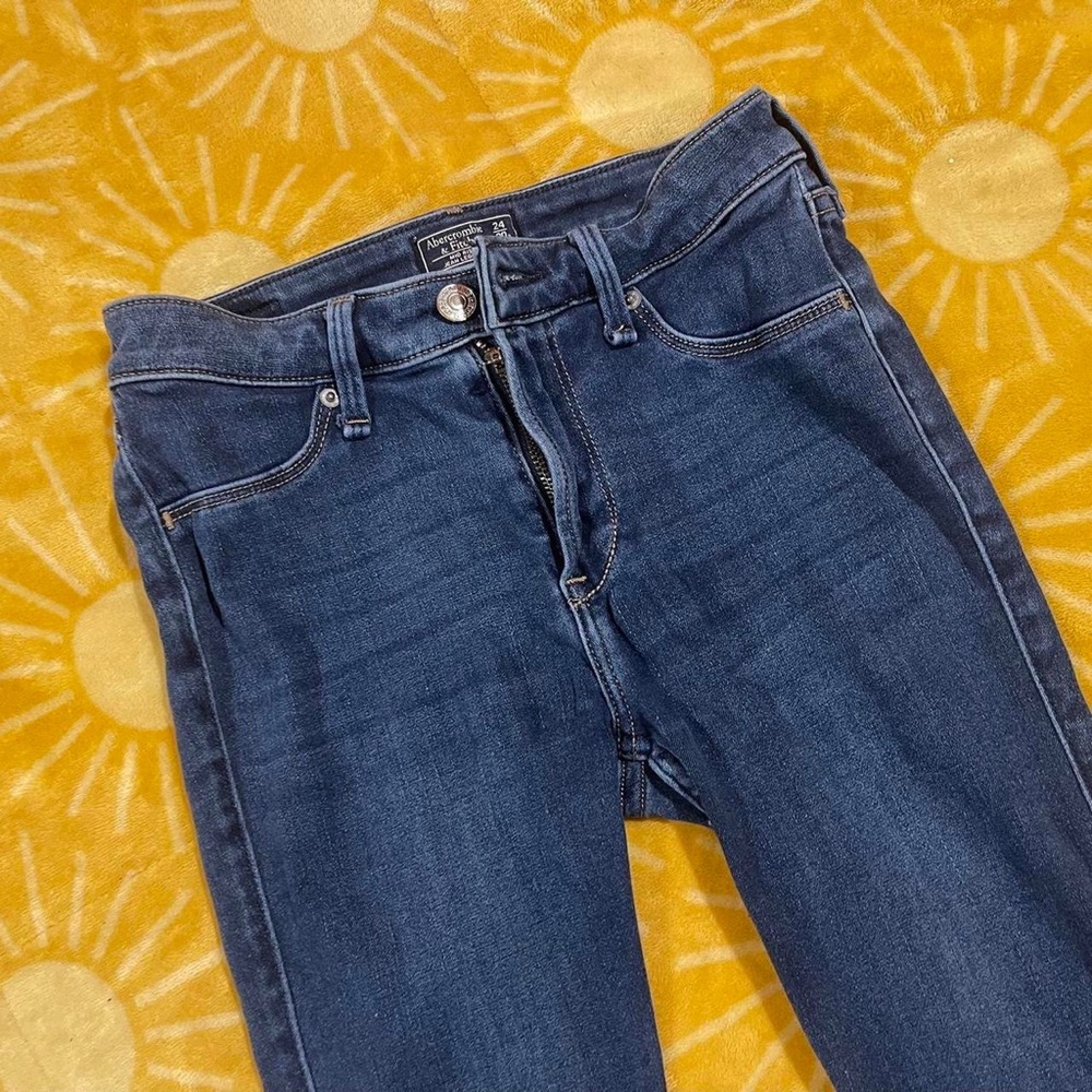 abercrombie & fitch skinny jeans - Picture 3 of 4